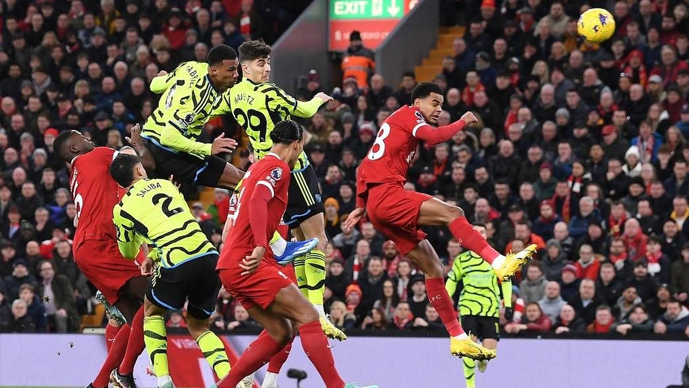 包含阿森纳绝杀AC米兰，萨拉赫一己之力扛起全队的词条