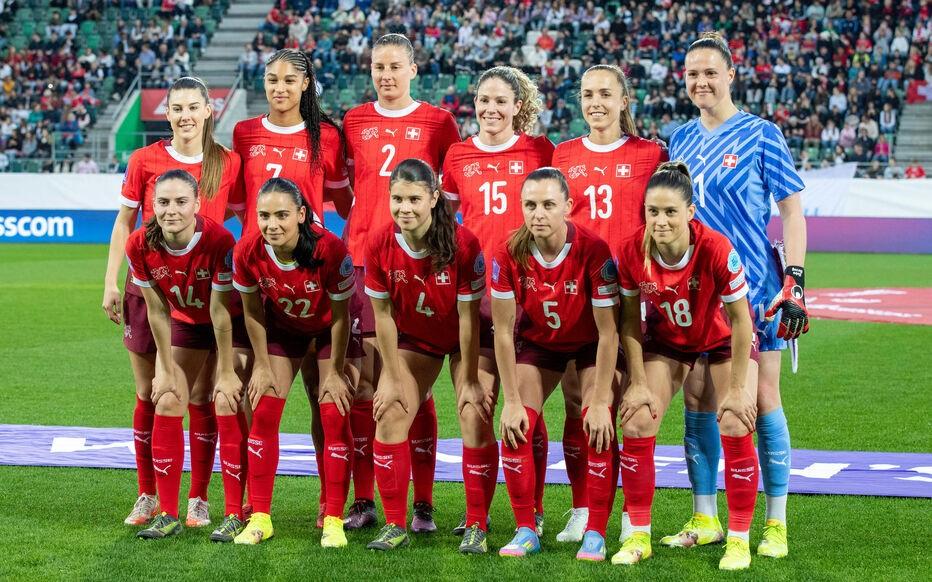 瑞士女足在加时赛中击败法国队