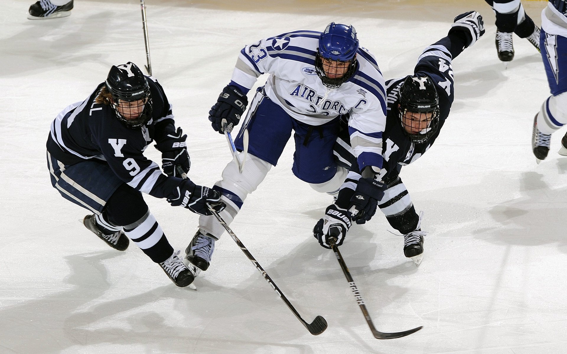 年度焦点之战之夜,乔治关键战不手软,一剑封喉定乾坤