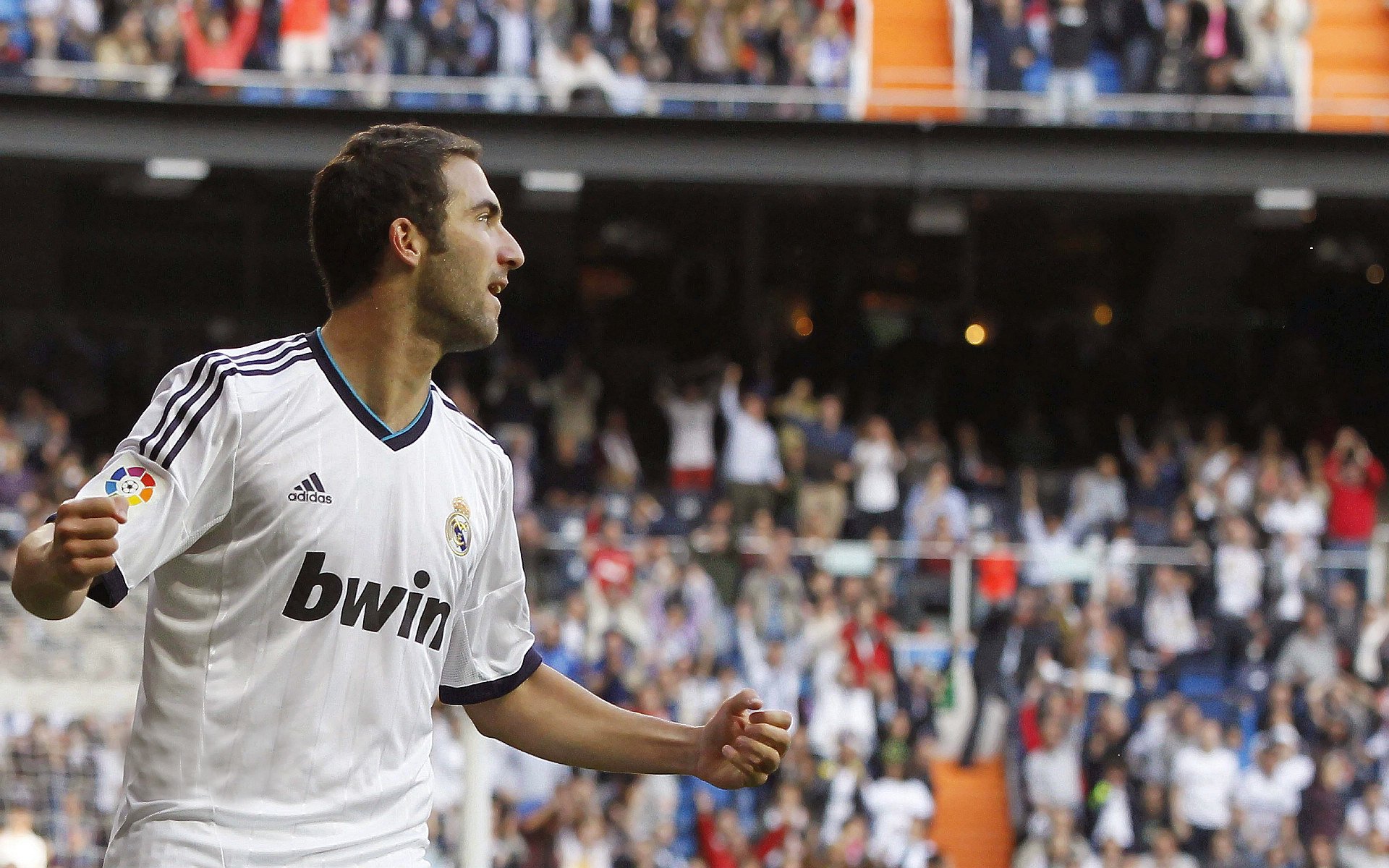 维也纳的探戈与安第斯的鼓点，李刚仁里程碑之夜，奥地利节奏艺术掌控秘鲁